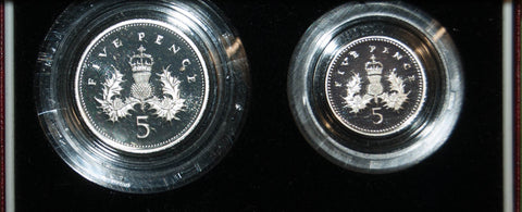 Image of a 1990 five pence silver boxed set