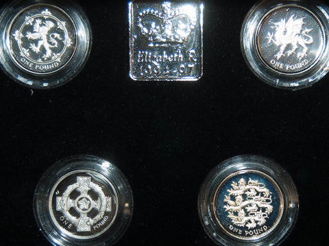 Image of a set of Elizabeth the Second  silver proof  piedfort one pound coins