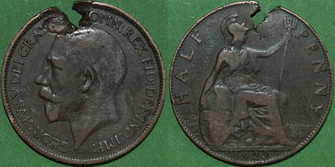 Image of a 1923 halfpenny coin with a defective flan error